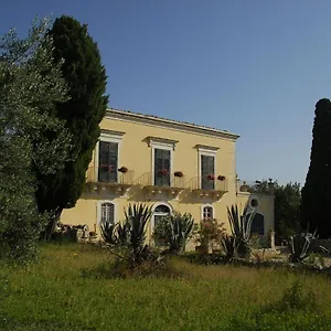 agriturismo-baglio-calanchi.sicilyhotelsitaly.net/